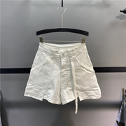欧货高腰牛仔短裤女2024夏季白色休闲显瘦不规则，a字阔腿热裤