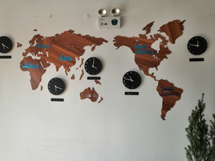 北欧式实木钟表 超大世界地图装饰挂钟 现代时尚客厅创意墙壁时钟