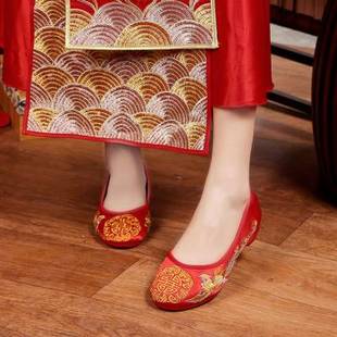 红色秀禾鞋新娘复古中式婚鞋龙凤结婚坡跟布鞋婚宴内增高女单鞋