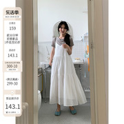 左佳琪 2024夏季法式温柔气质刺绣百搭修身白色吊带裙连衣裙