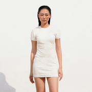 越南小众品牌DATT 2024年春夏简约纯色肌理感玫瑰印花连衣裙