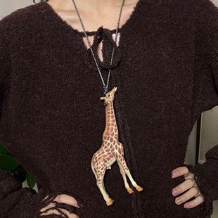 花花快乐日/仰头长颈鹿项链个性超酷的毛衣链不掉色可爱自制公鹿