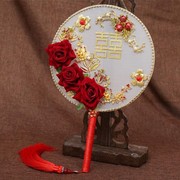 复古中式团扇捧花婚礼新娘龙凤褂，秀禾旗袍喜结婚传统古装金色饰品
