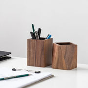 办公室木质笔筒书桌文具收纳盒，桌面简约胡桃木笔桶北美