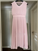 茜系列 粉色长款垂感雪纺连衣裙无袖挂脖式中长款连衣裙品牌折扣
