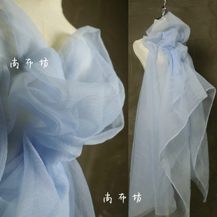 天蓝色泡泡纱 设计师起皱肌理欧根纱 童裙服装婚纱网蓬蓬裙布面料