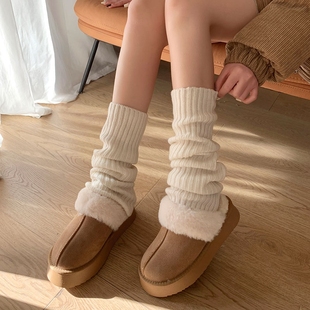 羊毛袜套女秋冬堆堆袜，羊绒保暖小腿袜针织袜子，配雪地靴白色中筒袜