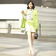 春夏时尚显瘦显高小香风撞色气质名媛设计感原创两件套套装女