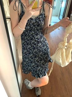 无袖蓝色碎花裙吊带裙女夏季小个子短款连衣裙2024法式裙子