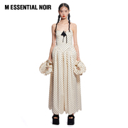 缎面玫瑰装饰 波点吊带长裙 M ESSENTIAL NOIR 马凯 设计师品牌