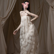 裹胸花苞裙法式新娘晨袍结婚礼服花朵刺绣，长款摄影拍照连衣裙高级