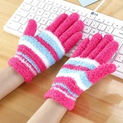 韩版手套冬季保暖珊瑚绒糖果色，毛绒五指学生，办公手套可爱学生保暖