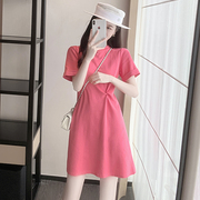 粉红色连衣裙女夏季大码中长款胖mm宽松扭结收腰显瘦高级感t恤裙