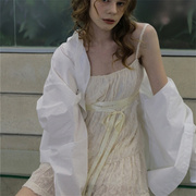 KLalien 甜美少女系带白色吊带连衣裙女无袖蕾丝花苞裙显瘦短裙子