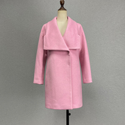 品牌折扣中长款粉红色羊毛，呢大衣秋冬欧美风大翻领双排扣保暖外套