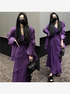 大码秋冬女胖mm高级紫色西装，外套+荷叶，边吊带连衣裙两件套装200斤