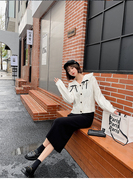 2022秋季韩版可爱淑女小个子宽松系带长袖单排扣白色通勤单件毛衣