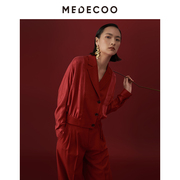MEDECOO/墨蒂珂2023冬季蝙蝠长袖西装领羊毛拼接上衣MHD62227