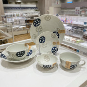日本进口nitori 双色莲藕超轻量米饭碗深盘陶瓷餐具可洗碗机