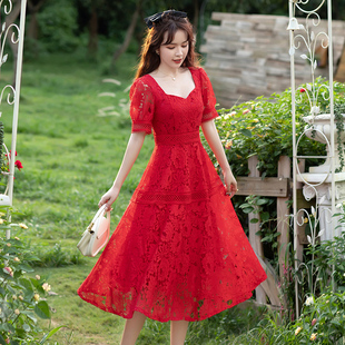 2024夏季蕾丝连衣裙韩版修身显瘦红色礼服，超仙森系法式中长裙
