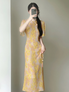 温婉淑女范黄色(范黄色，)印花旗袍，2023年夏季新中式国风改良少女连衣裙