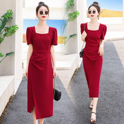 2023夏季年夏装时尚韩版女装，到30岁纯色黑色酒红色短袖连衣裙