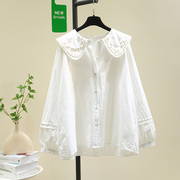 设计感刺绣娃娃领白色衬衫，女2024春装文艺范宽松(范宽松)减龄衬衣上衣