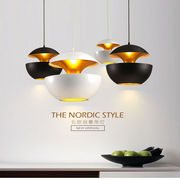 可汗现代简约餐厅吊灯，时尚吧台卧室床头灯，设计师北欧吊灯圆球形le