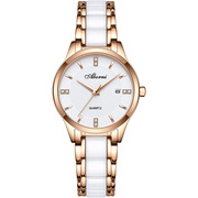 防水品牌白色女手表，石英表薄款表小众时尚，精致瑞士陶瓷