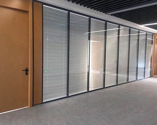 天津定制办公室直播间双层钢化玻璃隔断墙百叶推拉门铝合金隔音