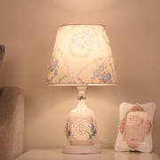 欧式陶瓷台灯现代简约卧室床头灯喂奶客厅书房个性，创意浪漫调光灯