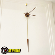 现代简约客厅西班牙挂钟极简装饰创意艺术时钟个性家用挂墙静音表