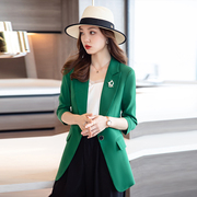 高级感绿色西装外套女2022小个子韩版休闲百搭时尚中长款西服