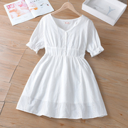 白色V领连衣裙女夏2023小众设计感镂空衬裙成人收腰显瘦裙子