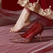 红色婚鞋女中式秀禾水晶鞋新娘鞋2024春夏加绒宴会性感高跟鞋