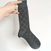 男士深灰色菱形格夏季透气网日本夏天薄款透气吸汗长筒绅士袜子