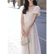 法式气质镂空绣花短袖白色，连衣裙女夏季2024设计感显瘦长裙子