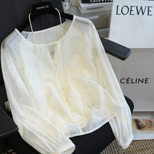 白色新中式国风莱赛尔重工刺绣，衬衫女宽松显瘦长袖气质上衣833b