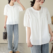 甜美镂空刺绣拼接白色衬衫，女2023夏季宽松法式泡泡袖圆领衬衣