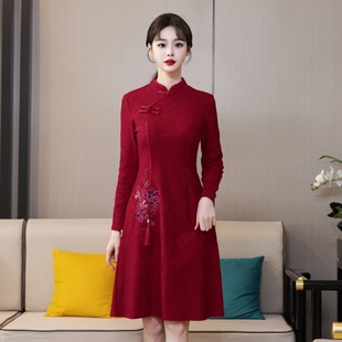 新中式改良旗袍敬酒服新娘长袖红色礼服，大码中国风连衣裙女春季