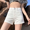 2022年白色卷边牛仔短裤，女夏季薄款高腰小个子网，红热裤显瘦