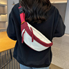 帆布斜挎包女士2024休闲饺子包胸包学生运动小包，腰包红色包包