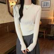 秋冬2023韩版修身圆领，纯色别致设计感安迪绒，针织打底女毛衣