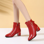 红色短靴女2023冬季中跟时尚，侧拉链短筒时装女靴真皮粗跟单靴