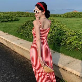极速三亚海边度假拍照红色吊带条纹连衣裙云南旅游穿搭超仙沙滩裙