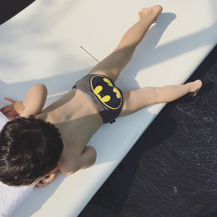 儿童泳裤潮男童平角可爱婴儿，宝宝游泳裤泳装小孩超人蝙蝠侠游泳衣
