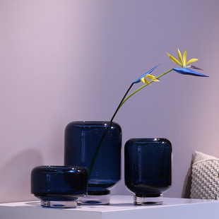 现代简约软装样板间厚重琉璃玻璃花瓶创意客厅餐桌摆件黑色花器