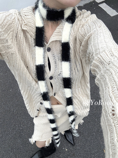 YoRoooi 原创设计感日系凹造型条纹长款细窄毛绒围脖秋冬黑灰围巾