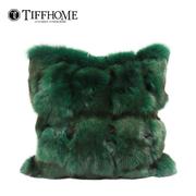 软装搭配客厅沙发抱枕绿色，狐狸头毛轻奢简约现代皮草方抱靠垫套