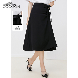 misscocoon不规则半身裙，夏抽皱垂感优雅a字伞形小黑裙